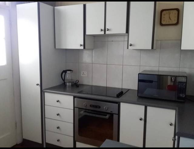 2 BEDROOM APARTMENT FOR SALE IN GLENWOOD